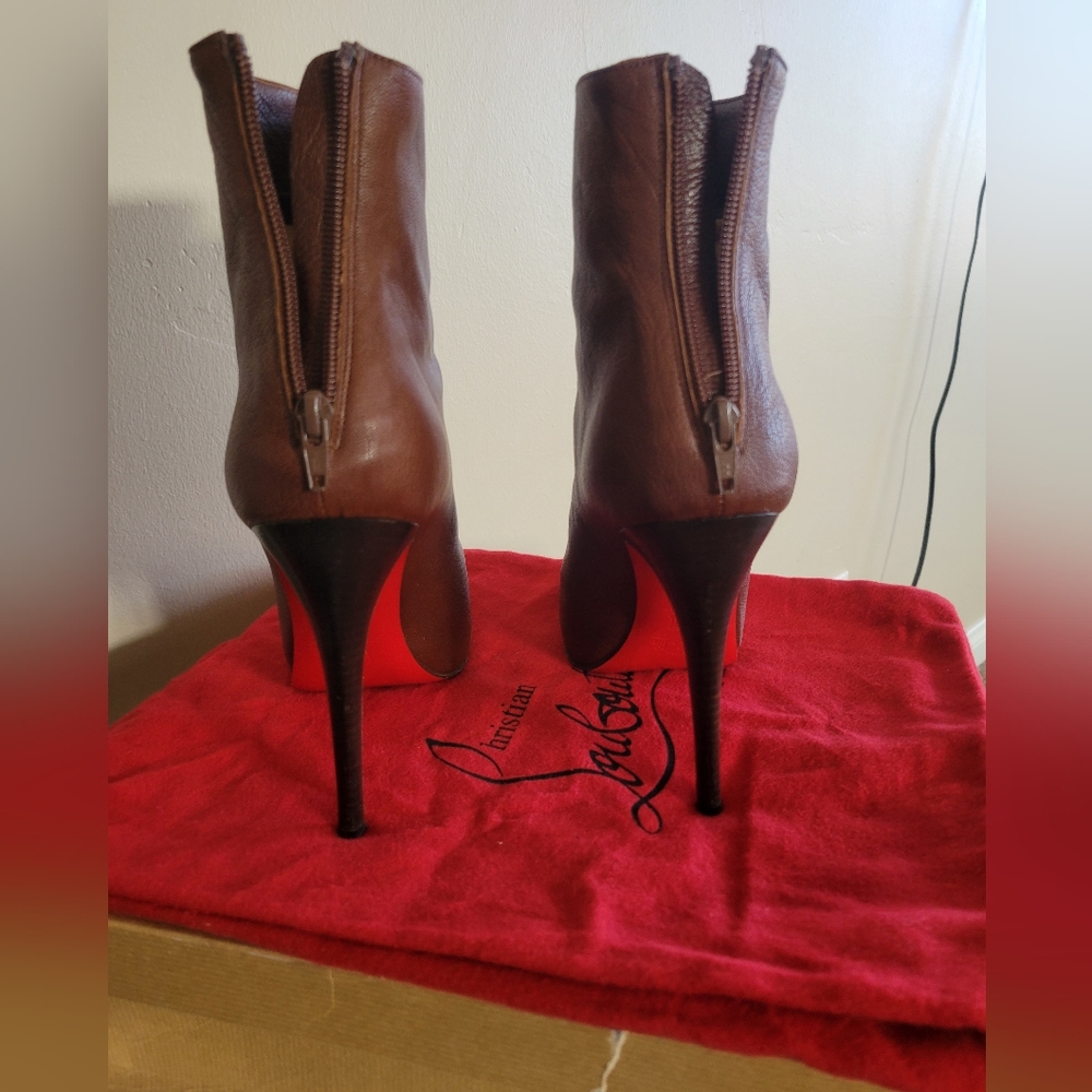 40.5 Christian Louboutin Brown Booties. - Picture 2 of 10